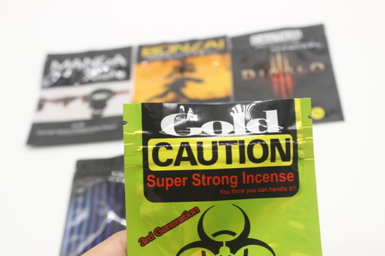 Αγορά 3.5g 7g 14g 28g Custom Mylar Weed Bags Μυρωδιάστατες Μυλαρές Σώλες online manufacture