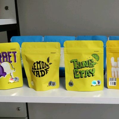 Αγορά Τσάντες κλειδαριού με φιαλίδιο FDA Mylar Digital Printed Stand Up Pockets ODM online manufacture